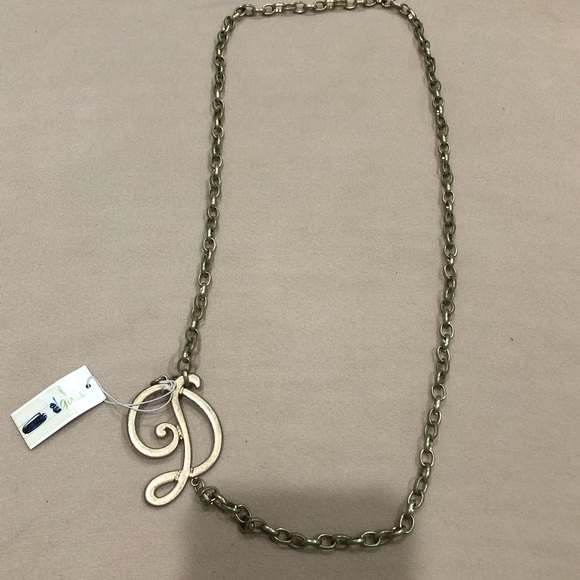Ladies initial chain - Picture 1 of 1